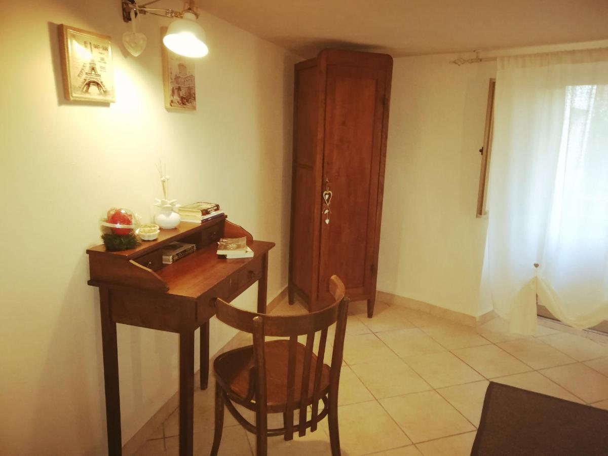 Oneiro Bed And Relax Apartment Benevento Ngoại thất bức ảnh