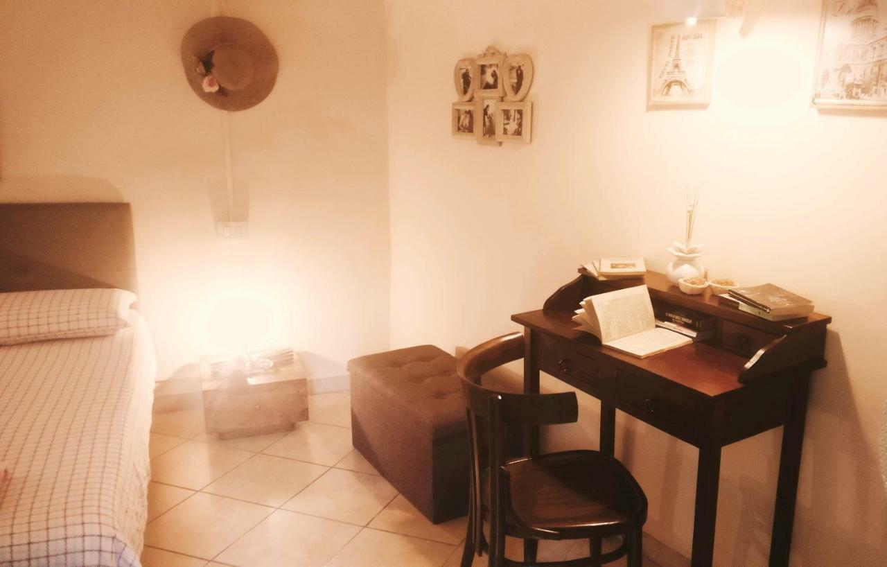 Oneiro Bed And Relax Apartment Benevento Ngoại thất bức ảnh